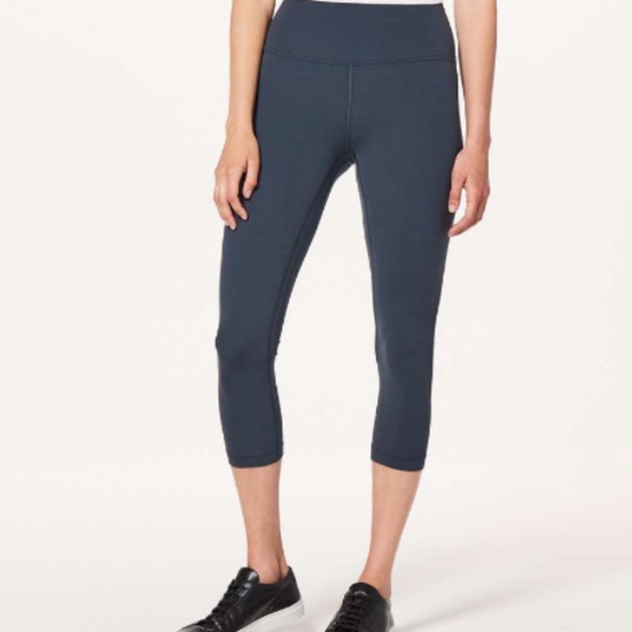 Lululemon Align Crop *21" Gravity?? Size 8 - Picture 1 of 6